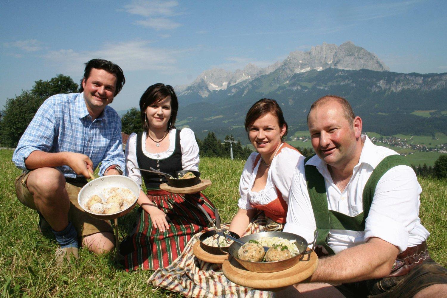 Hotel-Gasthof Zur Schoenen Aussicht Sankt Johann in Tirol Exteriér fotografie