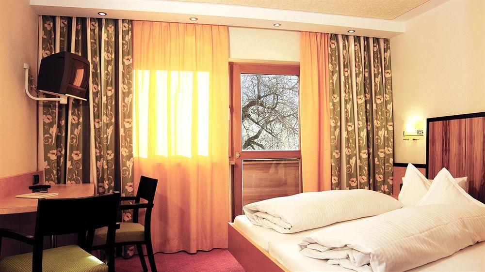Hotel-Gasthof Zur Schoenen Aussicht Sankt Johann in Tirol Exteriér fotografie